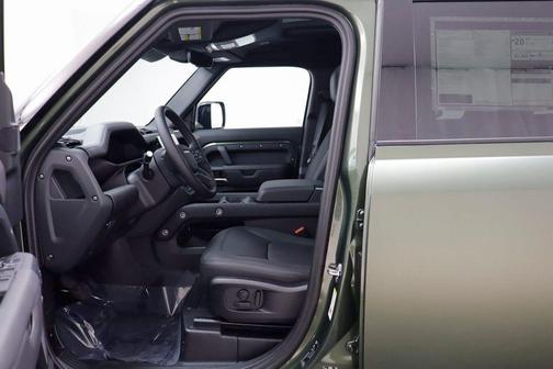 2026 Land Rover Defender P400 X-Dynamic SE