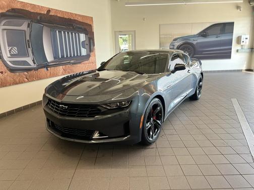 2022 Chevrolet Camaro RWD Coupe LT1