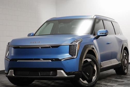 2024 Kia EV9 Land