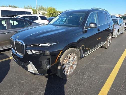 2025 BMW X7 xDrive40i