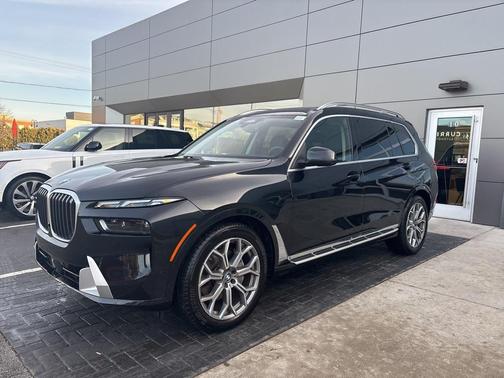 2025 BMW X7 xDrive40i