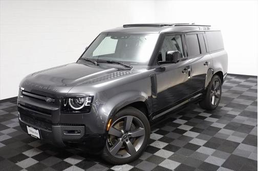 2024 Land Rover Defender 130 P400 Outbound