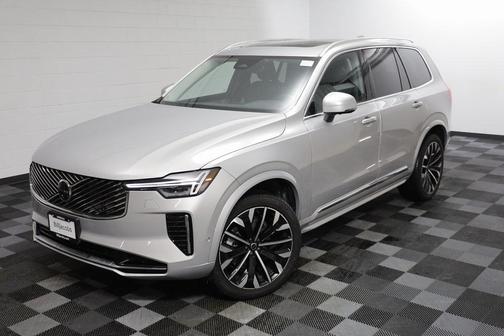 2025 Volvo XC90 B6 Plus 7-Seater