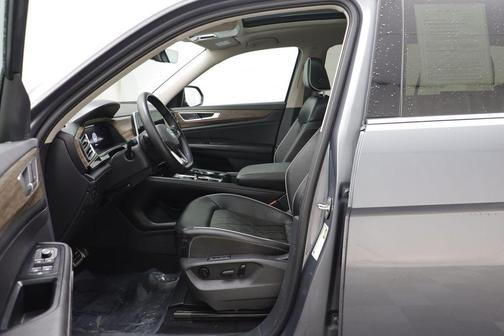 2024 Volkswagen Atlas 2.0T SEL Premium R-Line 4MOTION