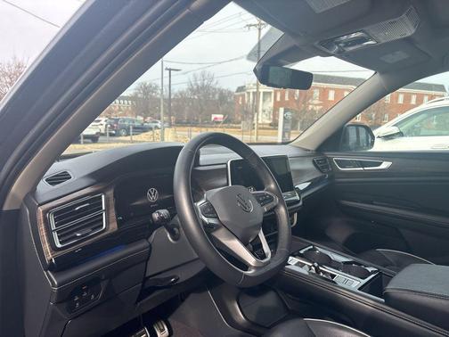 2024 Volkswagen Atlas 2.0T SEL Premium R-Line 4MOTION