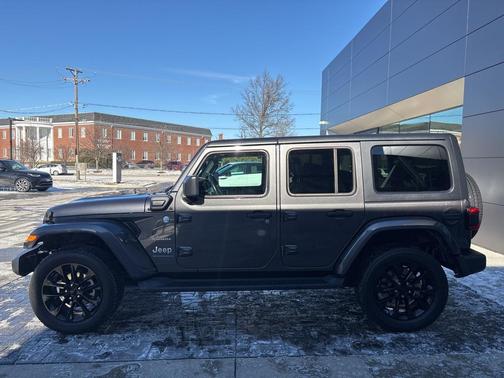 2023 Jeep Wrangler 4xe Sahara