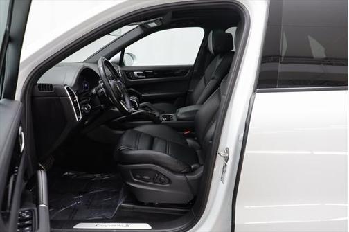 2022 Porsche Cayenne S