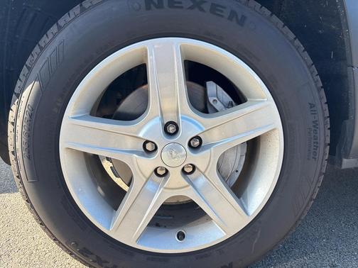 2023 Land Rover Defender 110 SE