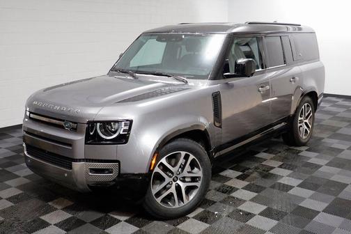 2023 Land Rover Defender 130 SE