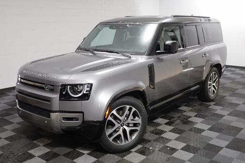 2023 Land Rover Defender 130 SE