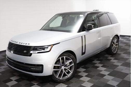 2025 Land Rover Range Rover P550e SE