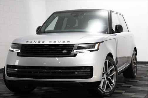 2025 Land Rover Range Rover P550e SE