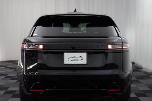 2026 Land Rover Range Rover Velar P250 SE R-Dynamic
