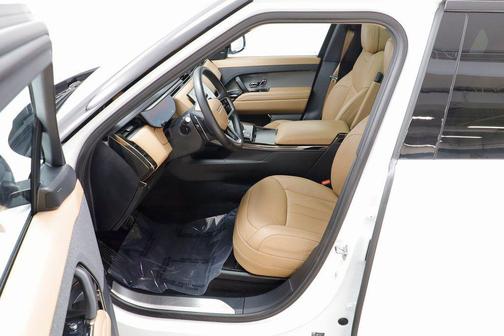 2024 Land Rover Range Rover Sport SE