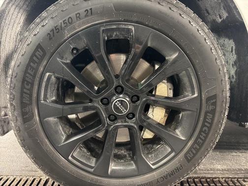 2024 Land Rover Range Rover Sport SE