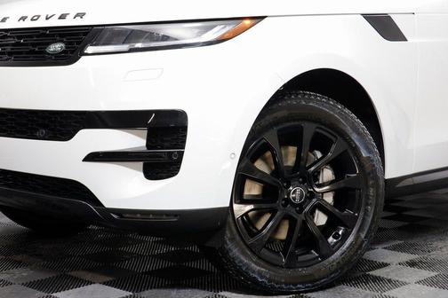 2024 Land Rover Range Rover Sport SE