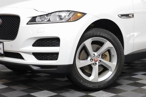 2017 Jaguar F-PACE 35t Premium