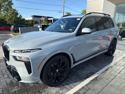 Brooklyn Grey Metallic 2024 BMW X7 xDrive40i
