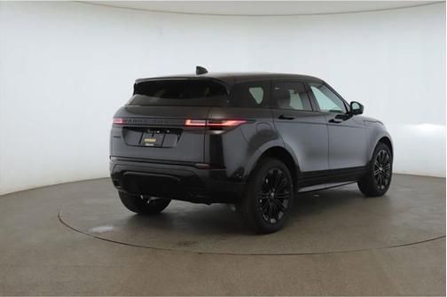 2024 Land Rover Range Rover Evoque Dynamic SE