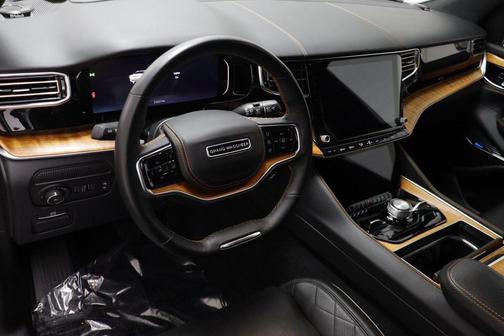 2024 Jeep Grand Wagoneer L Series III 4x4
