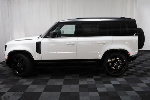 2025 Land Rover Defender 110 P400 X-Dynamic SE