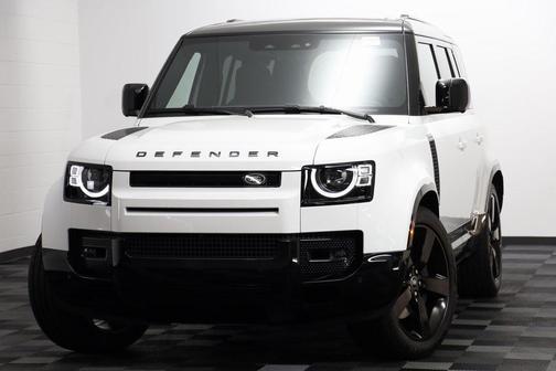 2025 Land Rover Defender 110 P400 X-Dynamic SE