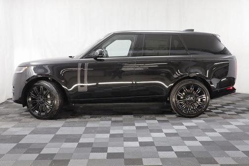 2026 Land Rover Range Rover SE