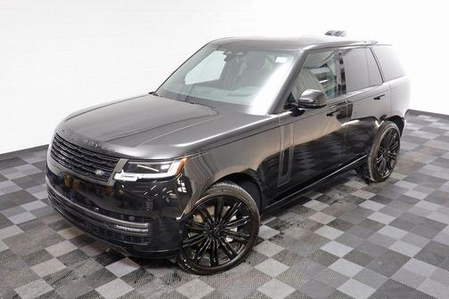 2026 Land Rover Range Rover P530 SE