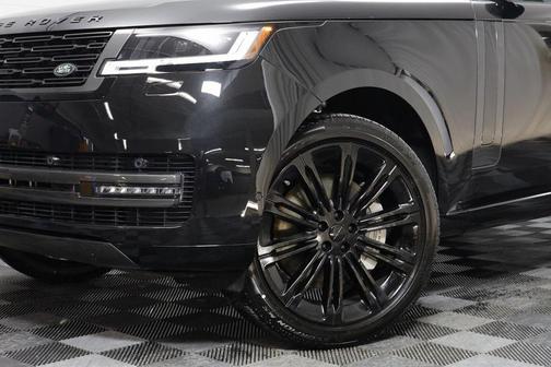 2026 Land Rover Range Rover SE