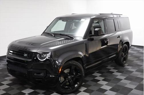 2025 Land Rover Defender V8