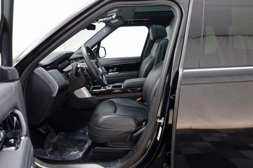 2023 Land Rover Range Rover P530 SE