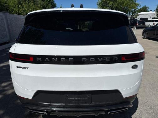 Fuji White 2023 Land Rover Range Rover Sport SE