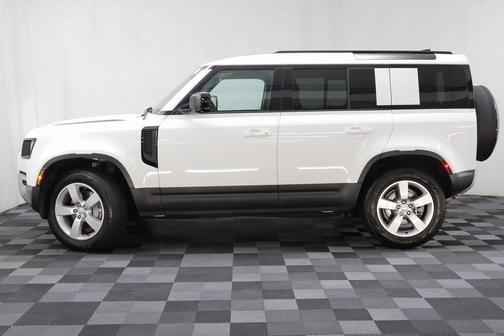 2025 Land Rover Defender 110 P300