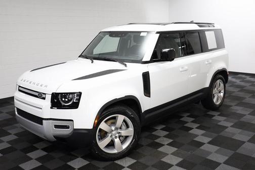 2025 Land Rover Defender 110 P300