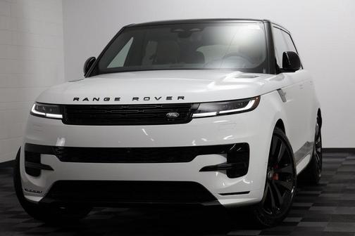 2025 Land Rover Range Rover Sport SE