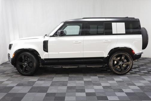 2025 Land Rover Defender 110 P400 X-Dynamic SE