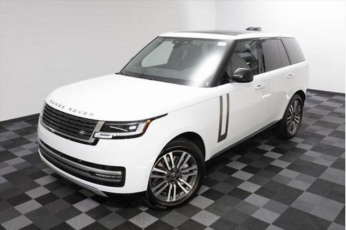 2025 Land Rover Range Rover SE