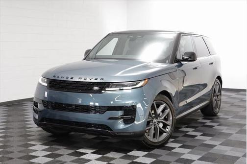 2025 Land Rover Range Rover Sport SE