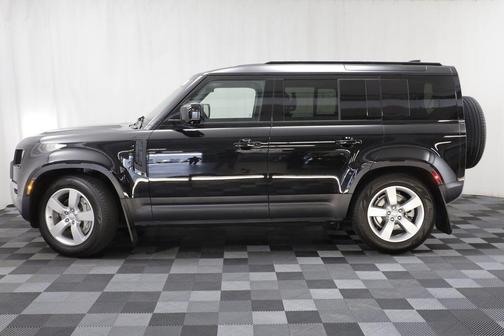 Santorini Black Metallic 2025 Land Rover Defender 110 P400 S
