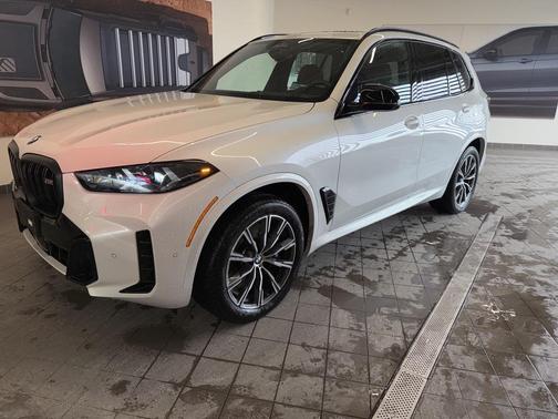 2026 BMW X5 M60i