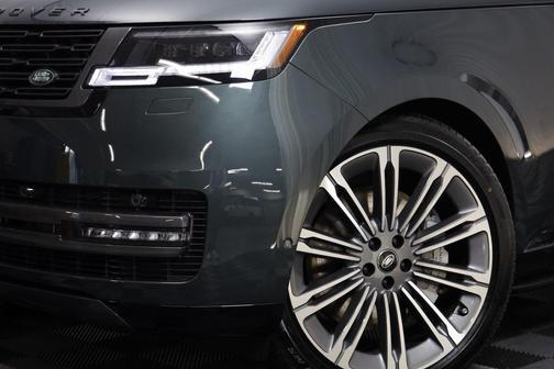 2025 Land Rover Range Rover P530 SE 7 Seat