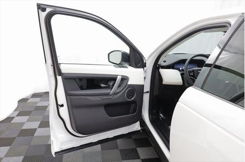 2024 Land Rover Discovery Sport Core S