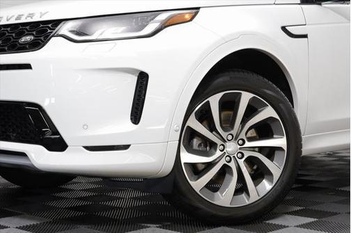 2024 Land Rover Discovery Sport Core S