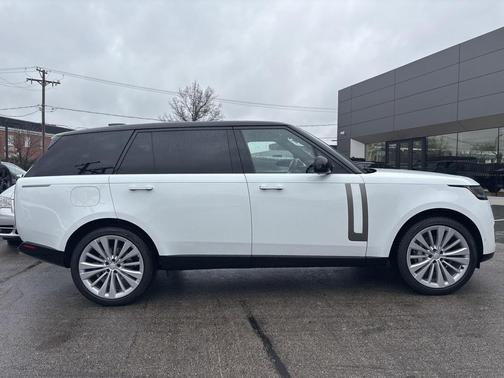 2024 Land Rover Range Rover P400 SE