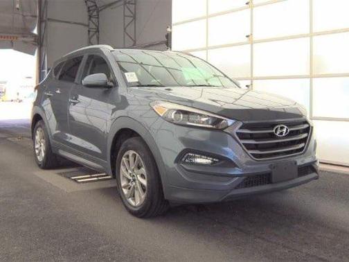 2016 Hyundai TUCSON SE