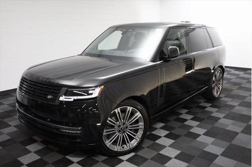 2025 Land Rover Range Rover P530 SE 7 Seat