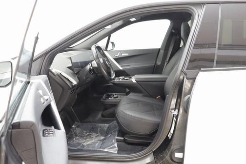 2025 BMW iX xDrive50