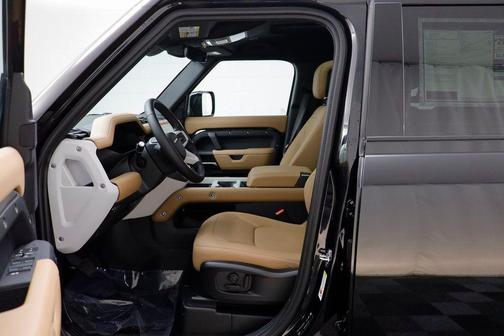 2026 Land Rover Defender X-Dynamic SE