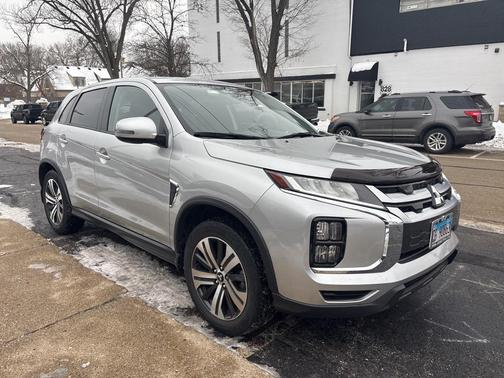 2020 Mitsubishi Outlander Sport SE