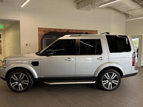 2016 Land Rover LR4 Base
